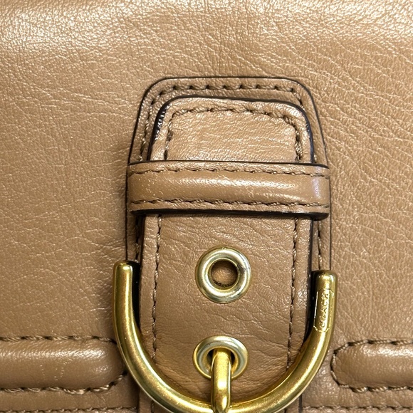 Coach Vintage Wallet - Picture 4 of 9